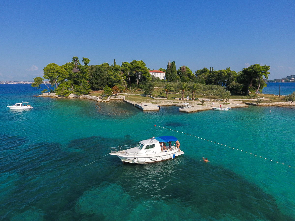 What to Bring on a Half-Day Boat Tour